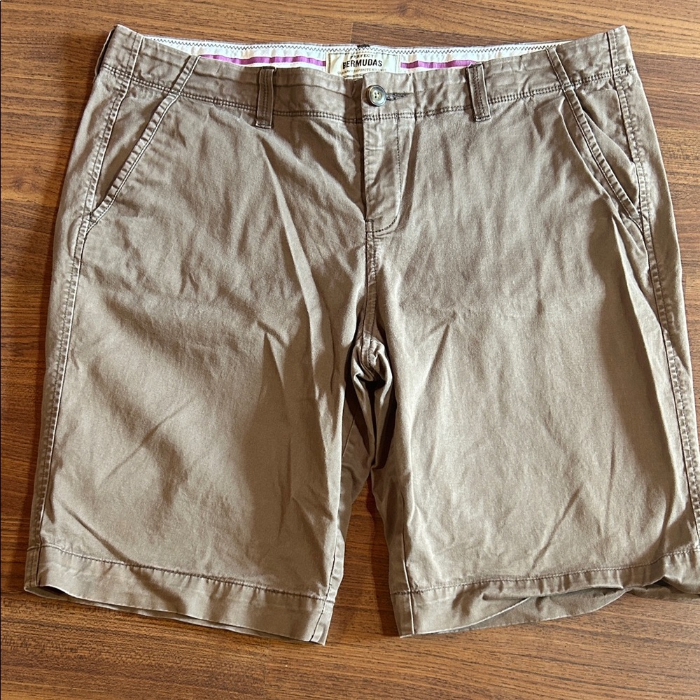 Old Navy Women's brown Bermuda Shorts